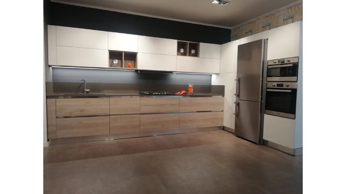 CUCINA ORIENTE FINITURE LEGNO E CEMENTO CHIARO OFFERTA SCONTATISSIMA PROMO EXPO