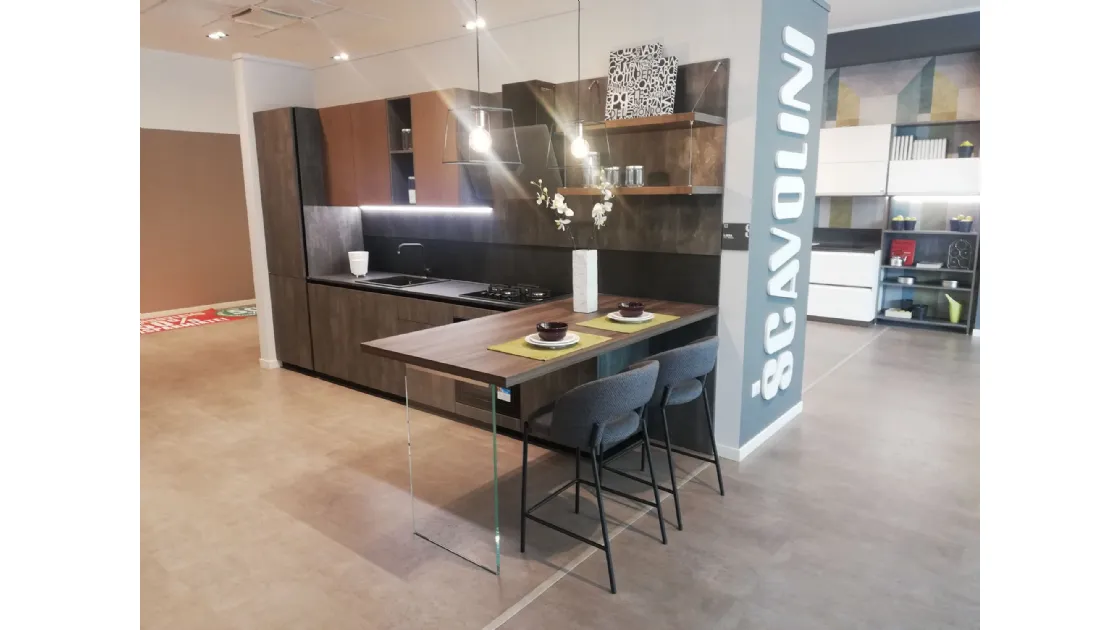 CUCINA SCAVOLINI MODELLO LIBRA CON ANTE IN DECORATIVO CEMENTO E ANTE IN VERO LEGNO DOGATO. OFFERTA  SCONTATISSIMA COMPOSIZIONE ESPOSTA